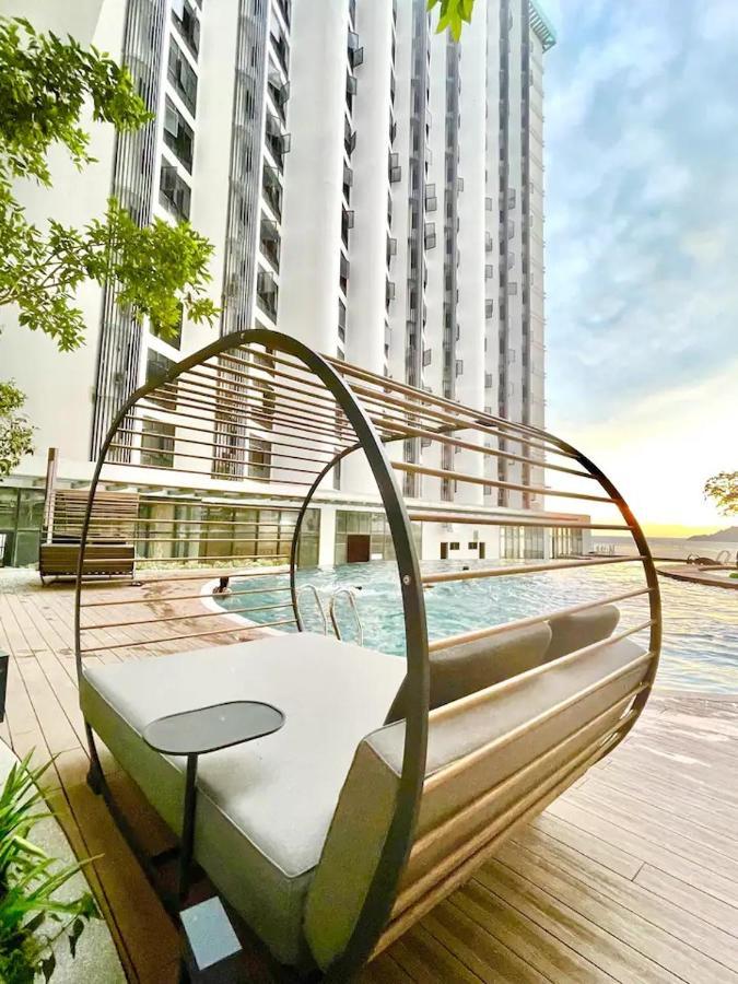 Pangsapuri The Shore 12, By Hypnossuites *