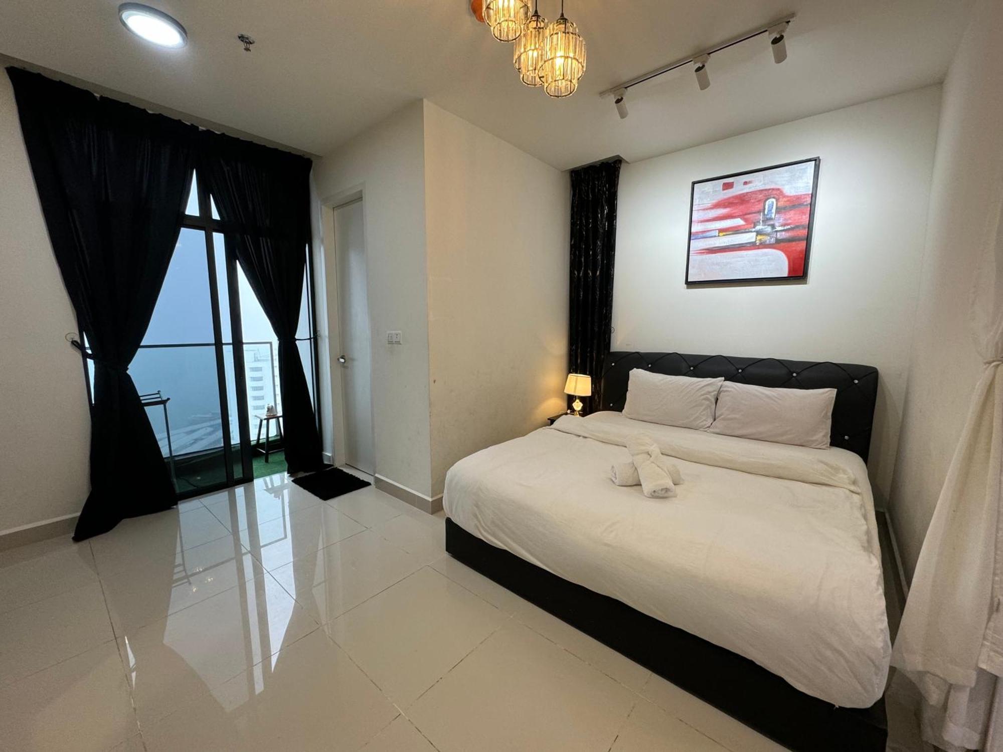 The Shore 12, By Hypnossuites Kota Kinabalu